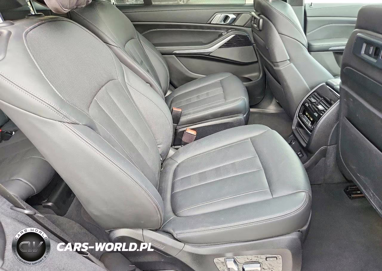 2020 BMW X7 xDrive40I VIN:5UXCW2C08L9A01434 - 11