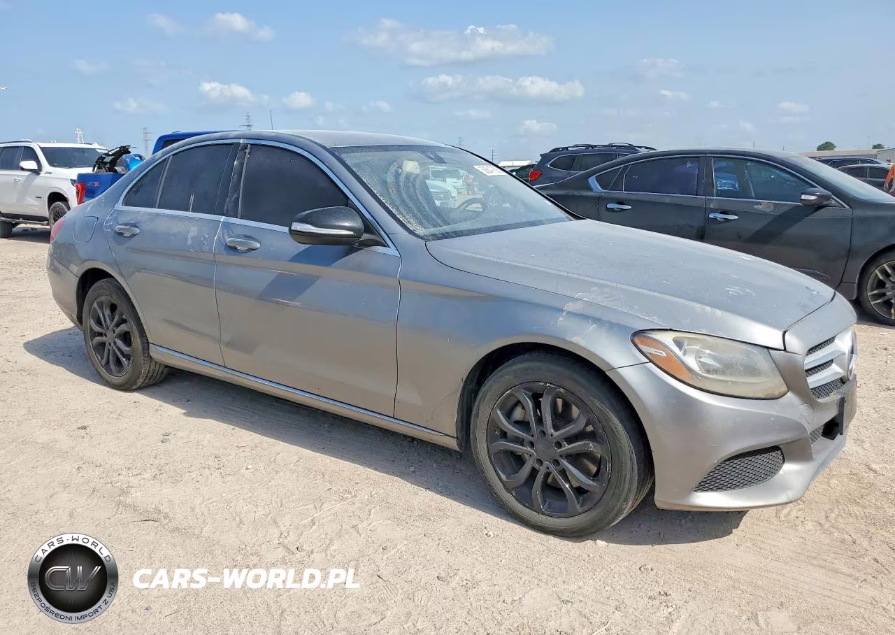 2015 Mercedes-Benz C 300 4Matic VIN:55SWF4KB8FU028717 - 4