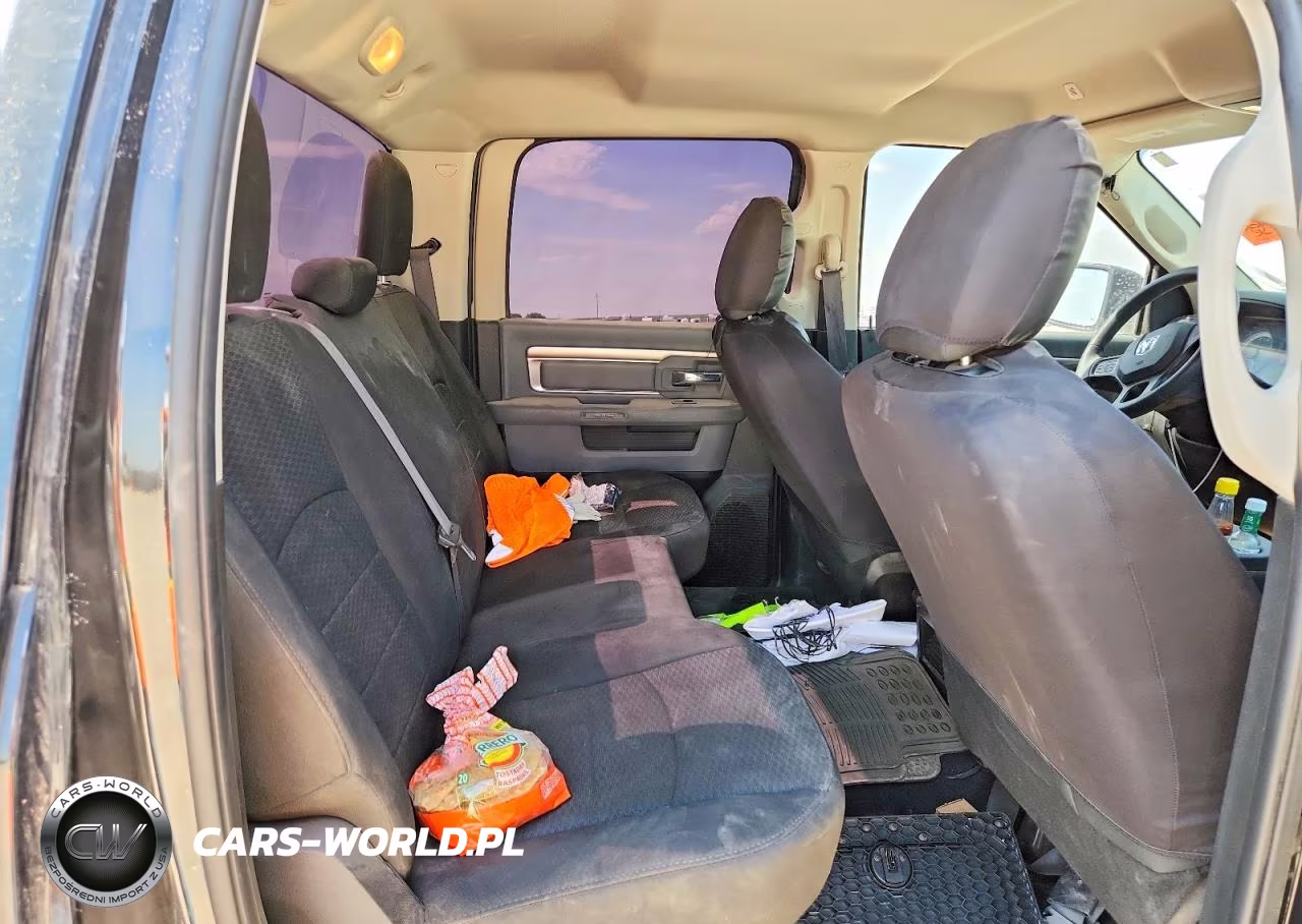 2020 Ram 1500 Classic Warlock VIN:1C6RR7LT0LS104323 - 10