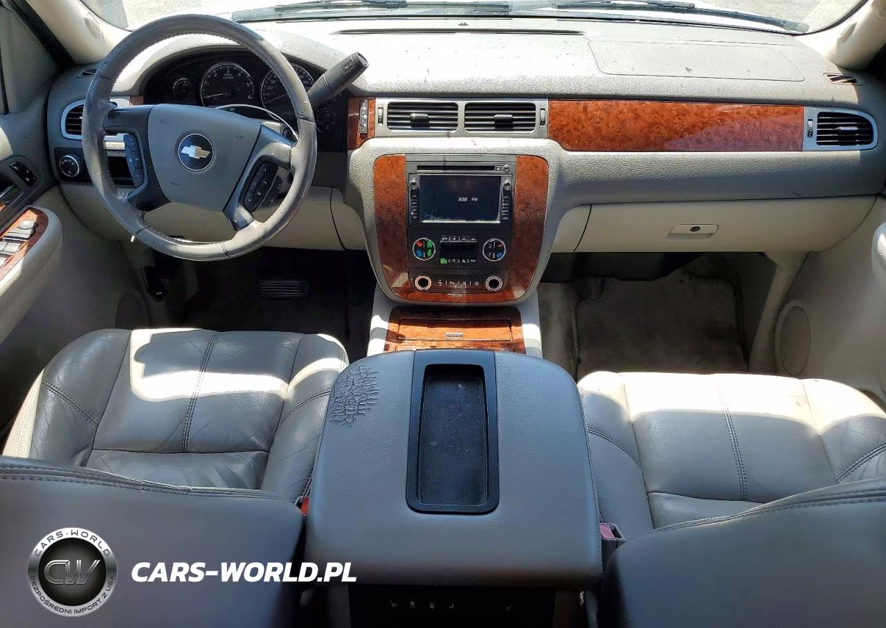 2007 Chevrolet Tahoe C1500 VIN:1GNFC13047J388414 - 8