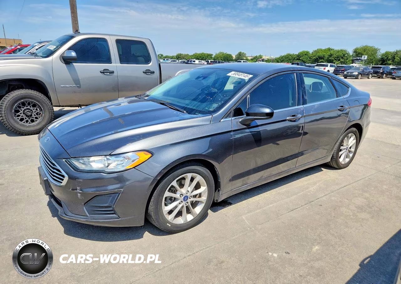 2020 Ford Fusion Se – zdjęcie 1 z 12