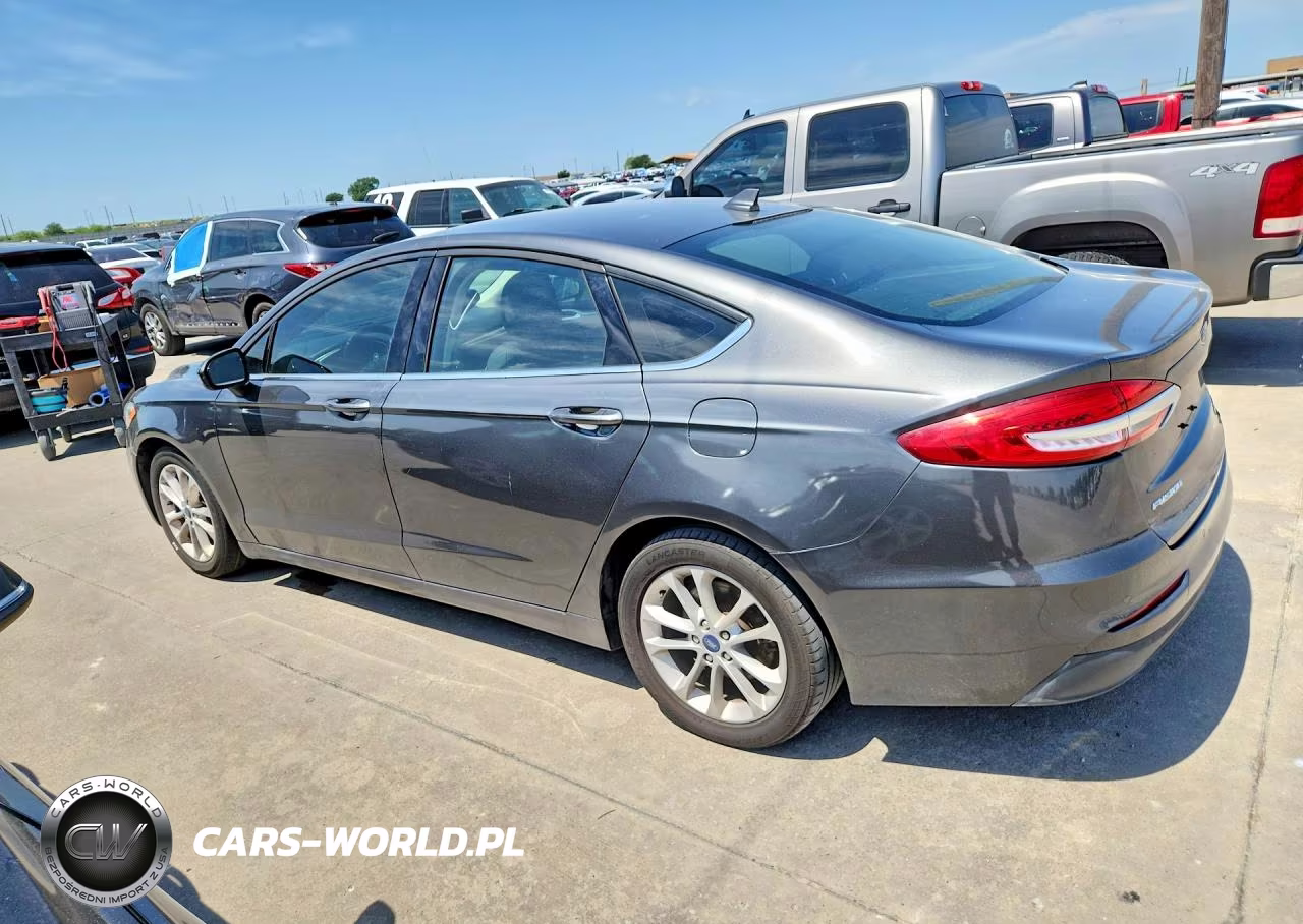 2020 Ford Fusion Se VIN:3FA6P0HD1LR168317 - 2