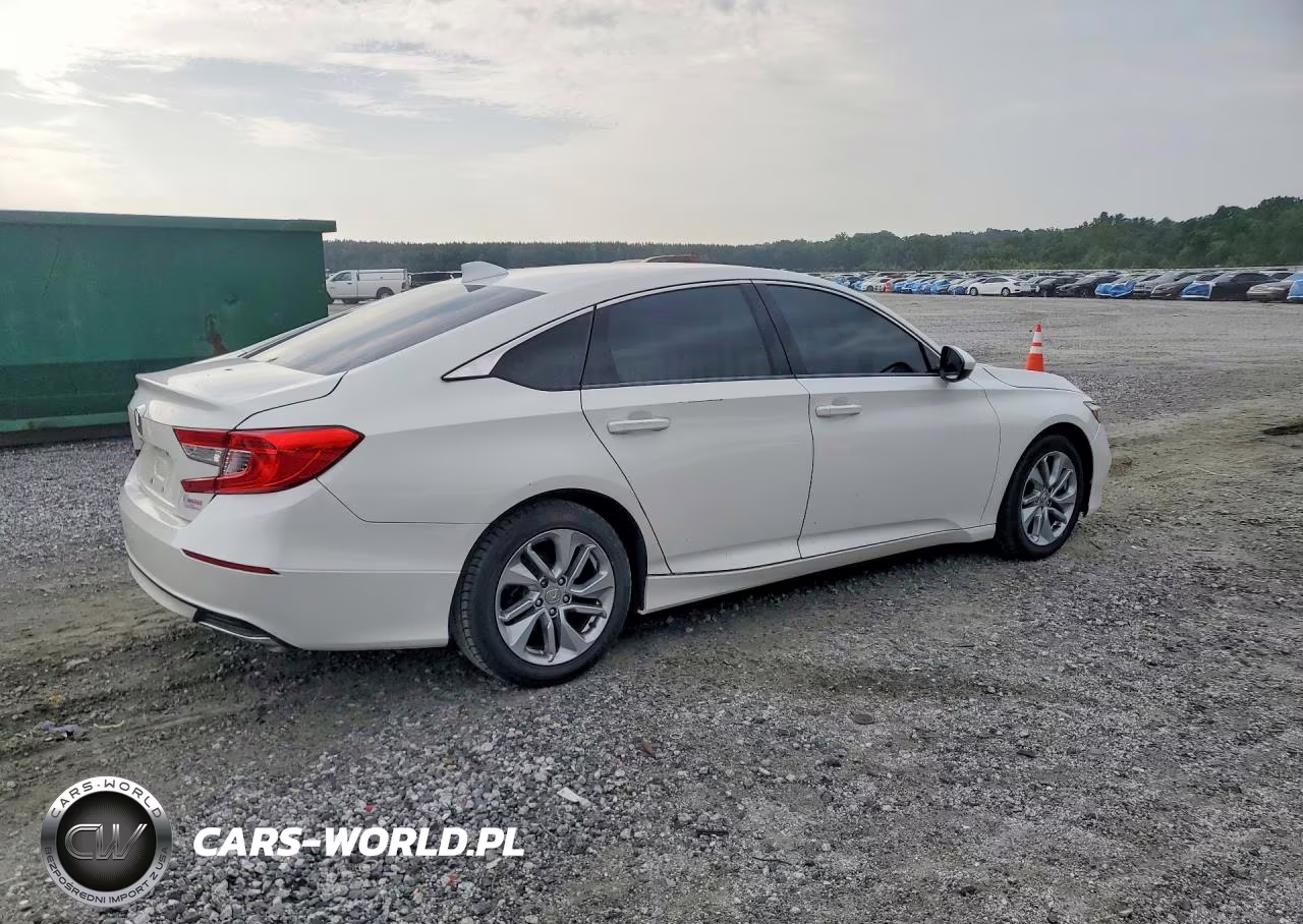 2018 Honda Accord Lx VIN:1HGCV1F15JA134746 - 3