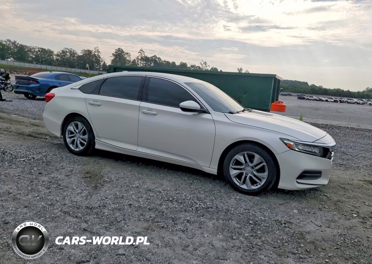 2018 Honda Accord Lx VIN:1HGCV1F15JA134746 - 4