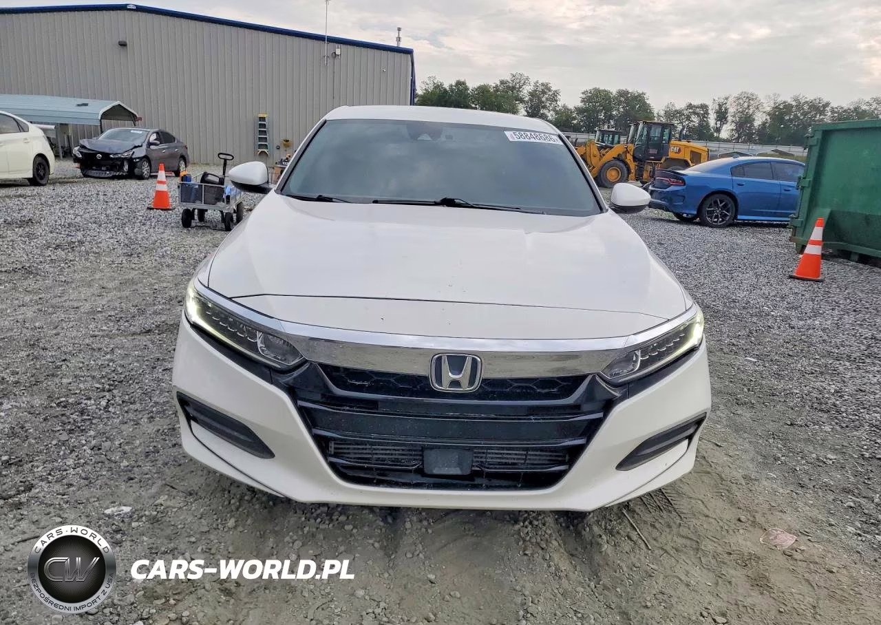 2018 Honda Accord Lx VIN:1HGCV1F15JA134746 - 5