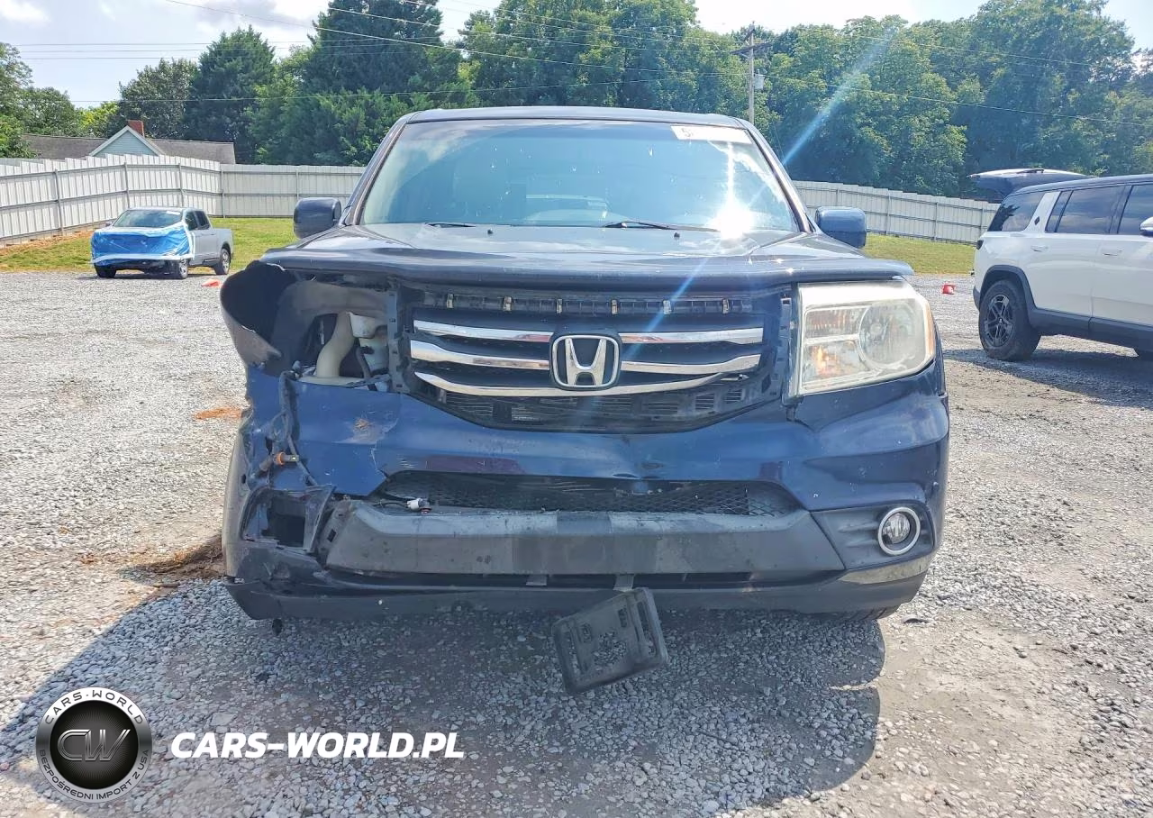 2012 Honda Pilot Touring VIN:5FNYF4H97CB051402 - 5