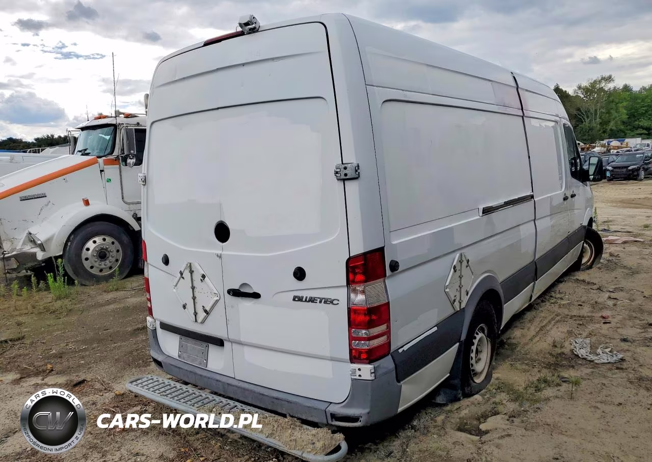 2012 Mercedes-Benz Sprinter 2500 Delivery Van VIN:WD3PE8CB2C5671845 - 3