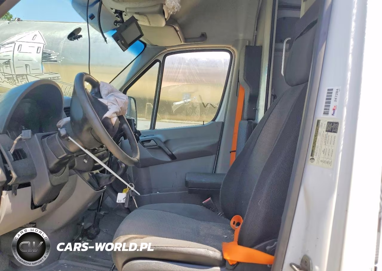 2012 Mercedes-Benz Sprinter 2500 Delivery Van VIN:WD3PE8CB2C5671845 - 7