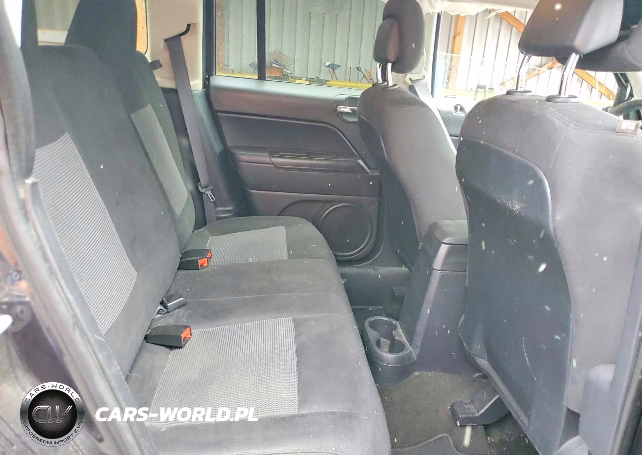 2015 Jeep Patriot Sport VIN:1C4NJPBA3FD342402 - 11