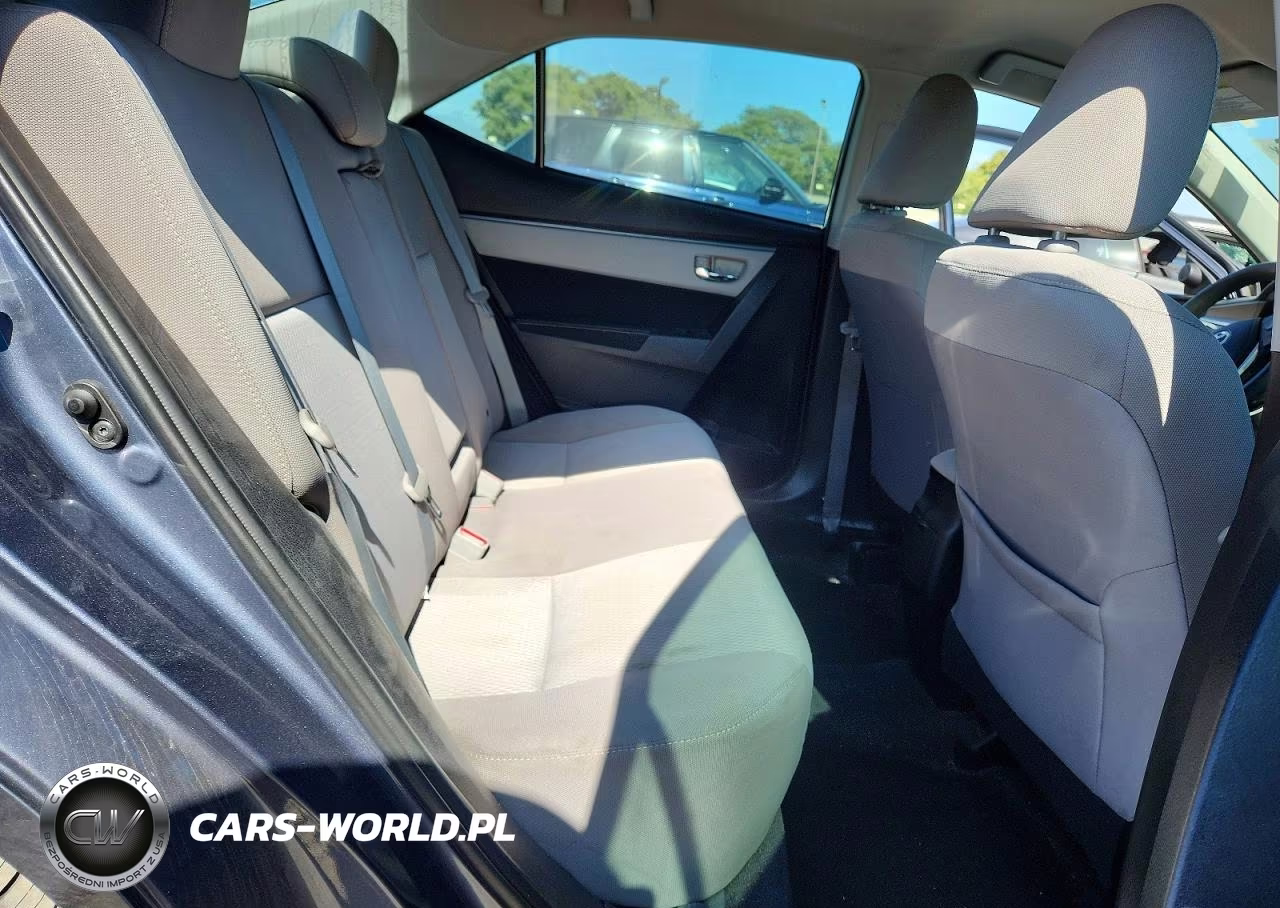 2016 Toyota Corolla Le VIN:5YFBURHEXGP439403 - 10