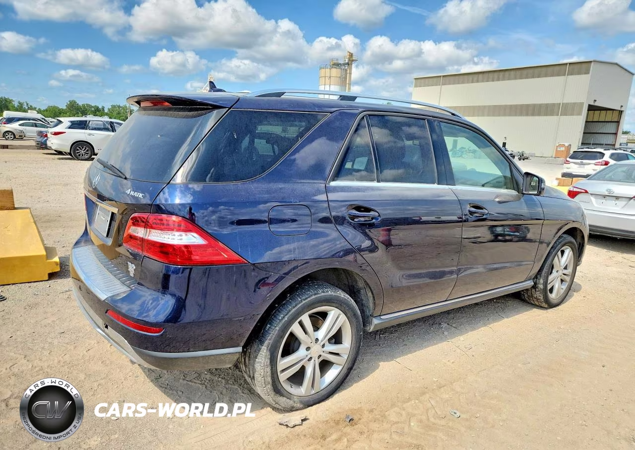 2015 Mercedes-Benz Ml 350 4Matic VIN:4JGDA5HB2FA449163 - 3