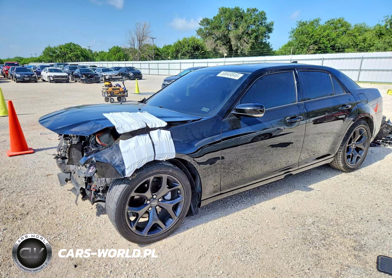 2023 Chrysler 300 S – zdjęcie 1 z 13