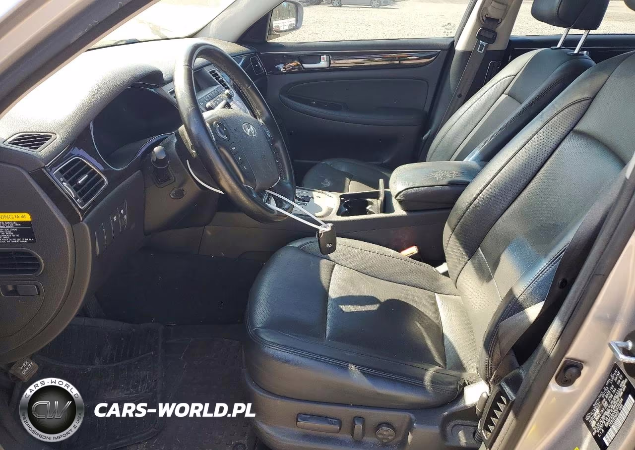 2013 Hyundai Genesis 3.8L VIN:KMHGC4DD7DU235354 - 7