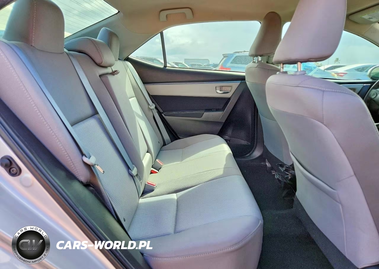 2016 Toyota Corolla L VIN:5YFBURHE7GP473802 - 10