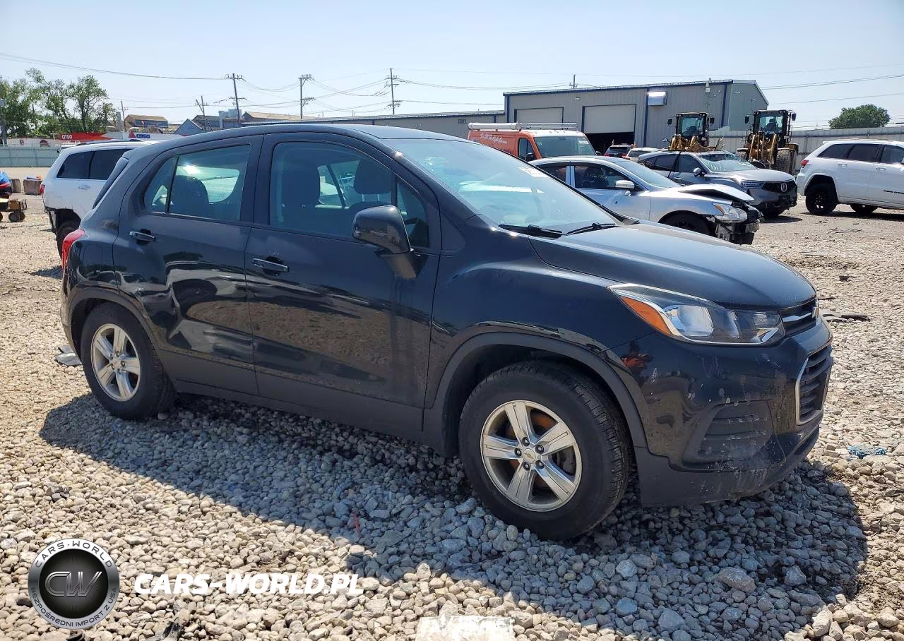 2020 Chevrolet Trax Ls VIN:KL7CJKSB3LB315806 - 4