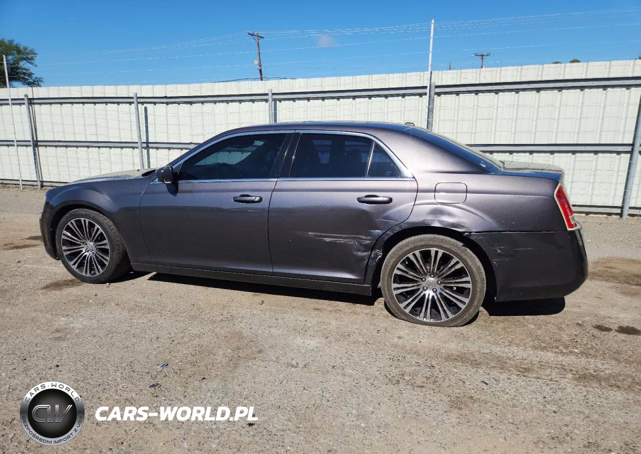 2013 Chrysler 300 S VIN:2C3CCABG9DH587017 - 2