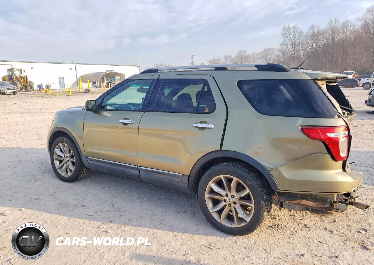 2012 Ford Explorer Xlt VIN:1FMHK8D82CGA10841 - 4