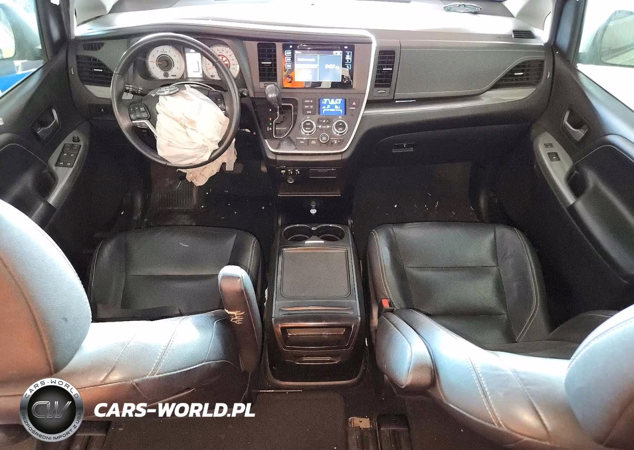 2016 Toyota Sienna Se VIN:5TDXK3DC7GS743079 - 8