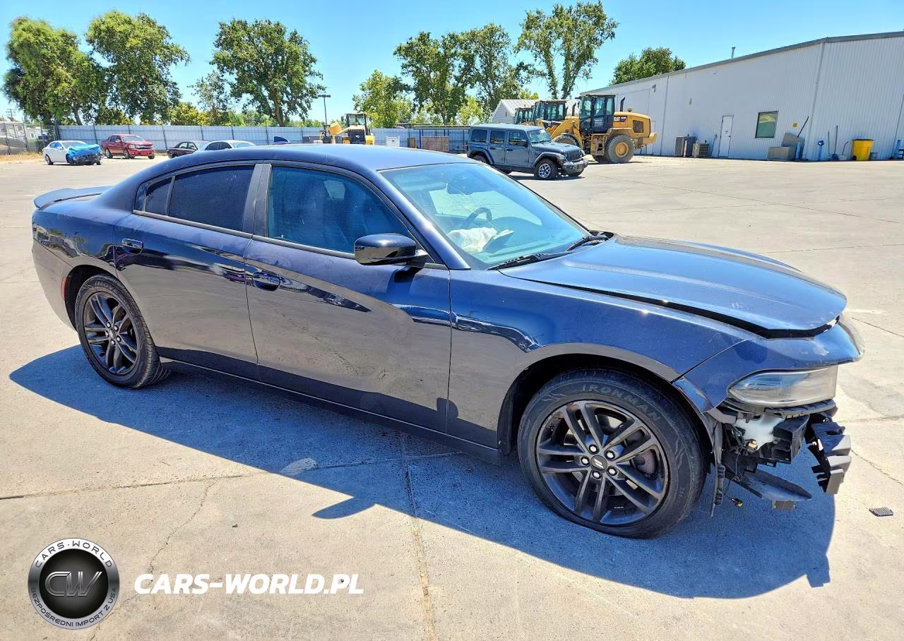 2019 Dodge Charger Sxt VIN:2C3CDXJG0KH520675 - 4