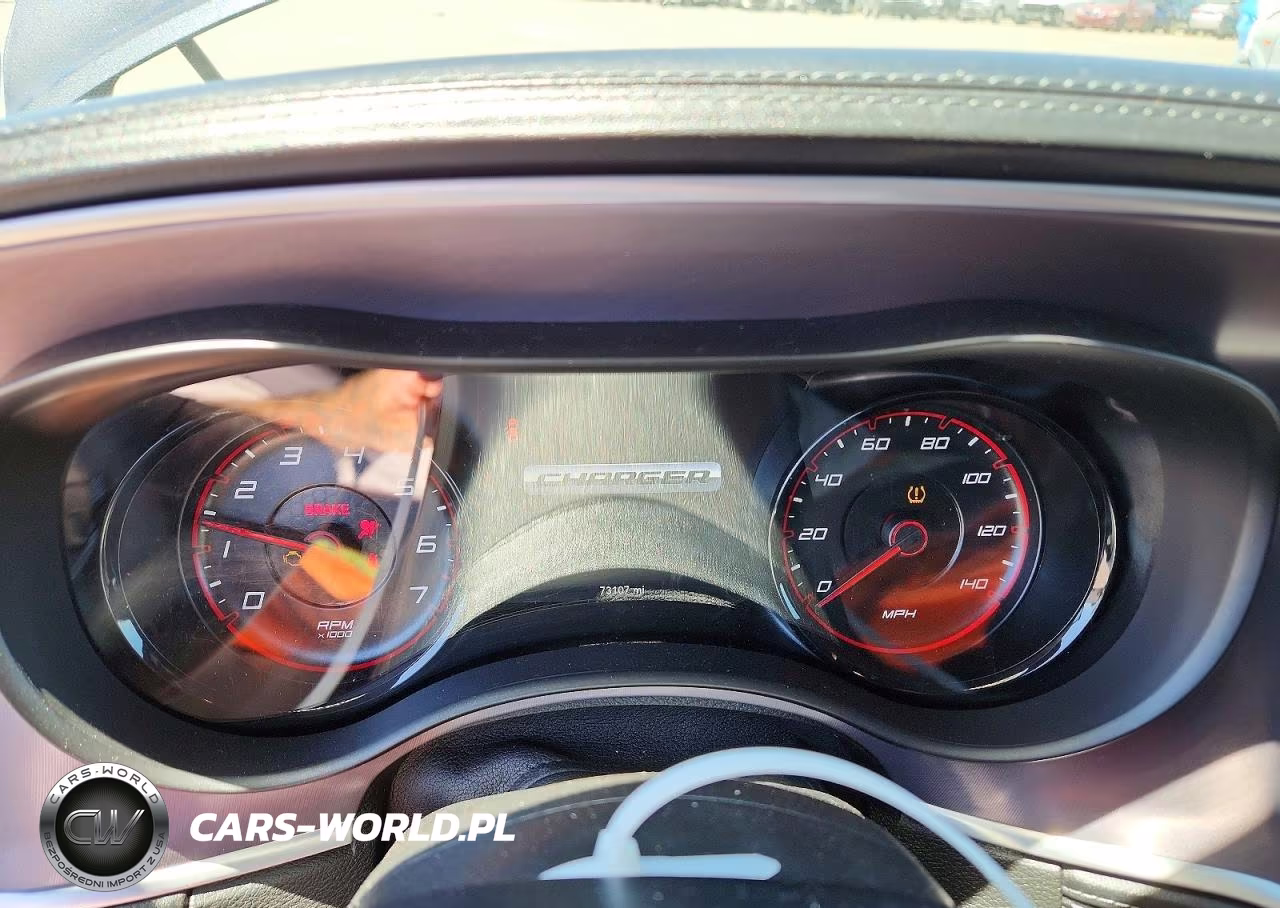2019 Dodge Charger Sxt VIN:2C3CDXJG0KH520675 - 9