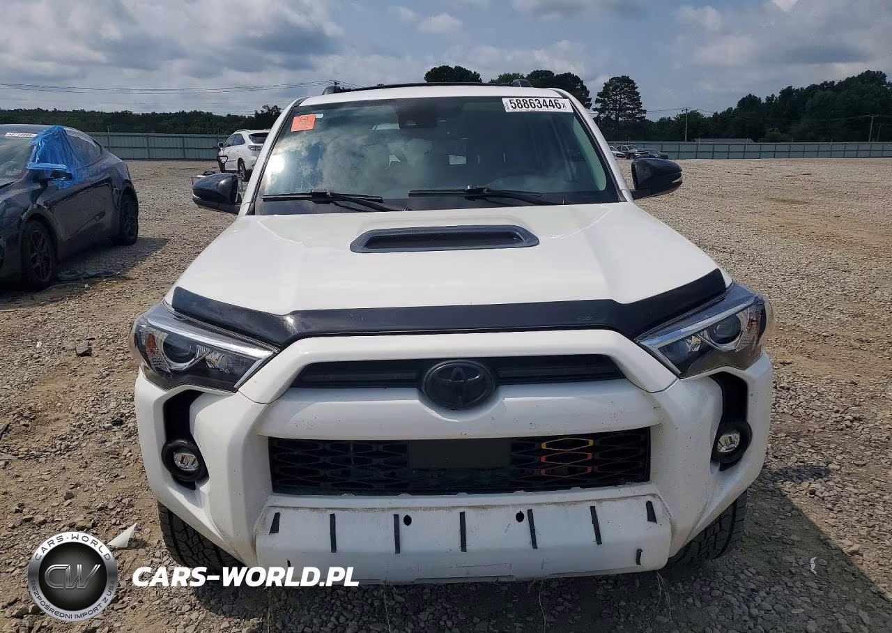 2021 Toyota 4Runner Venture Edition VIN:JTEHU5JR1M5909029 - 5