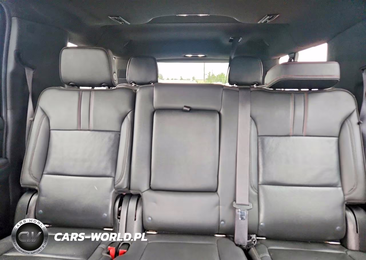 2021 Chevrolet Suburban C1500 Rst VIN:1GNSCEKD4MR458971 - 10