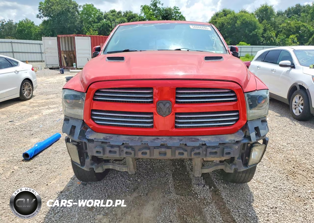 2015 Ram 1500 Sport VIN:1C6RR7MT3FS719385 - 5