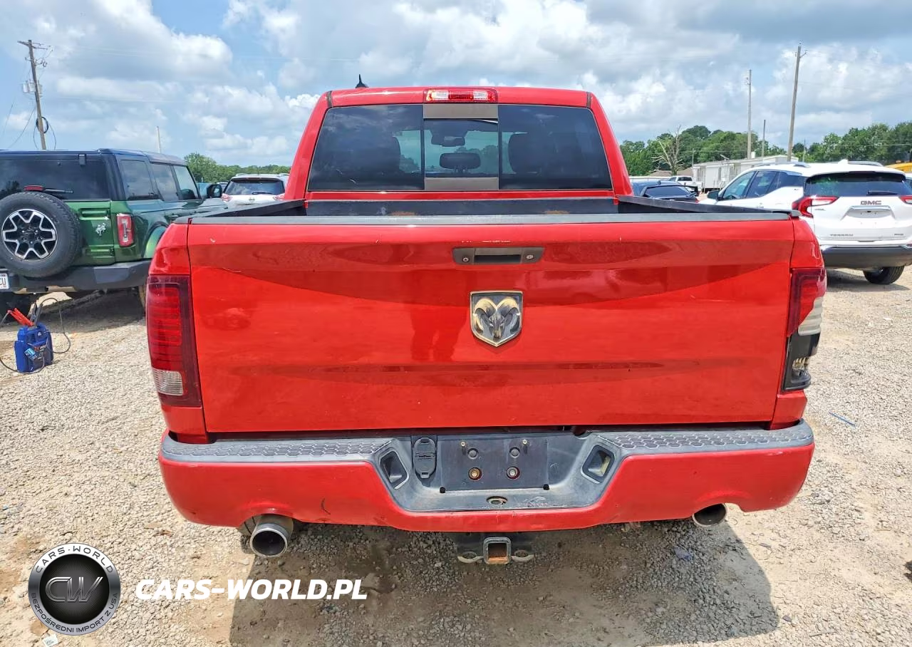 2015 Ram 1500 Sport VIN:1C6RR7MT3FS719385 - 6