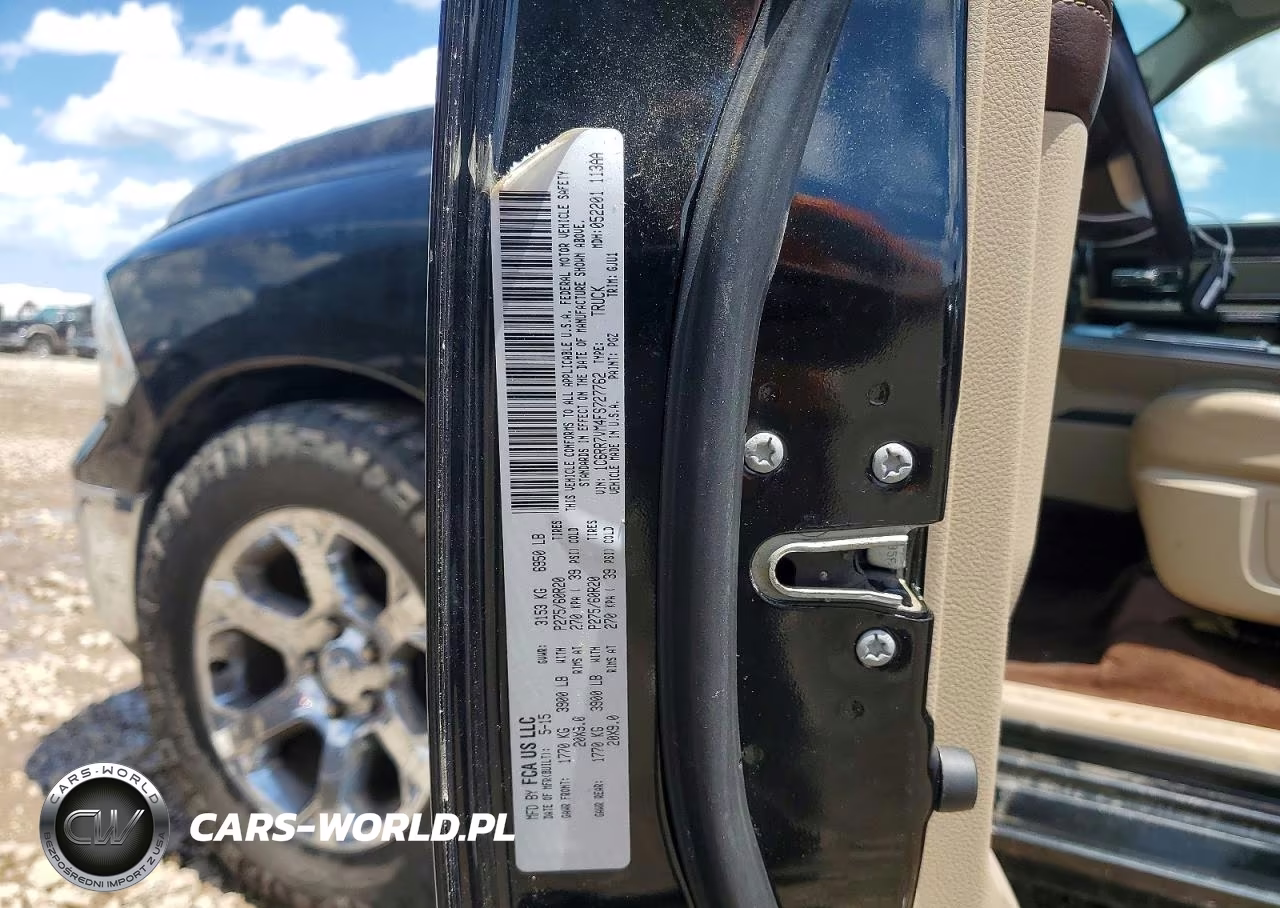 2015 Ram 1500 Laramie VIN:1C6RR7VM4FS727762 - 12