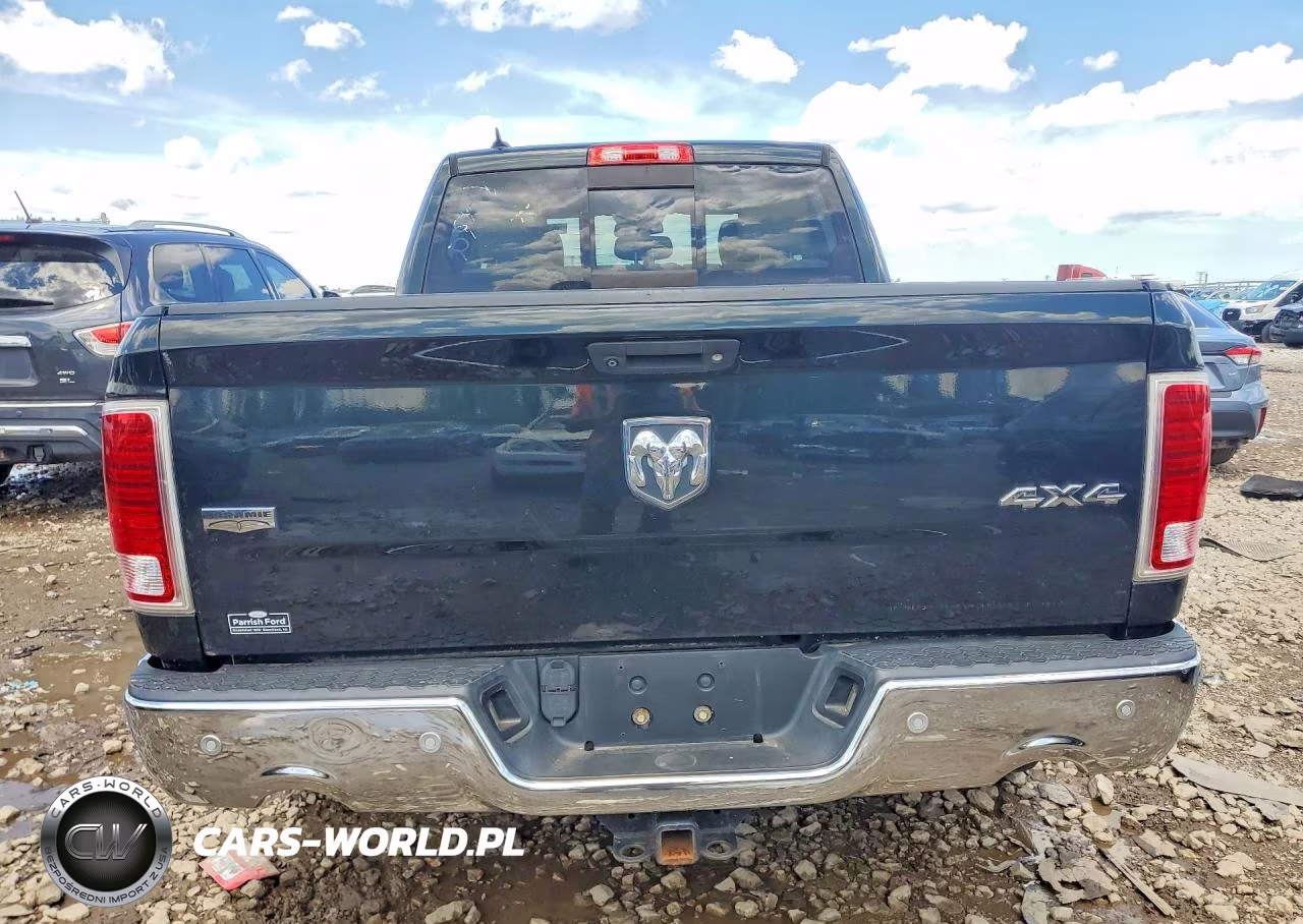 2015 Ram 1500 Laramie VIN:1C6RR7VM4FS727762 - 6
