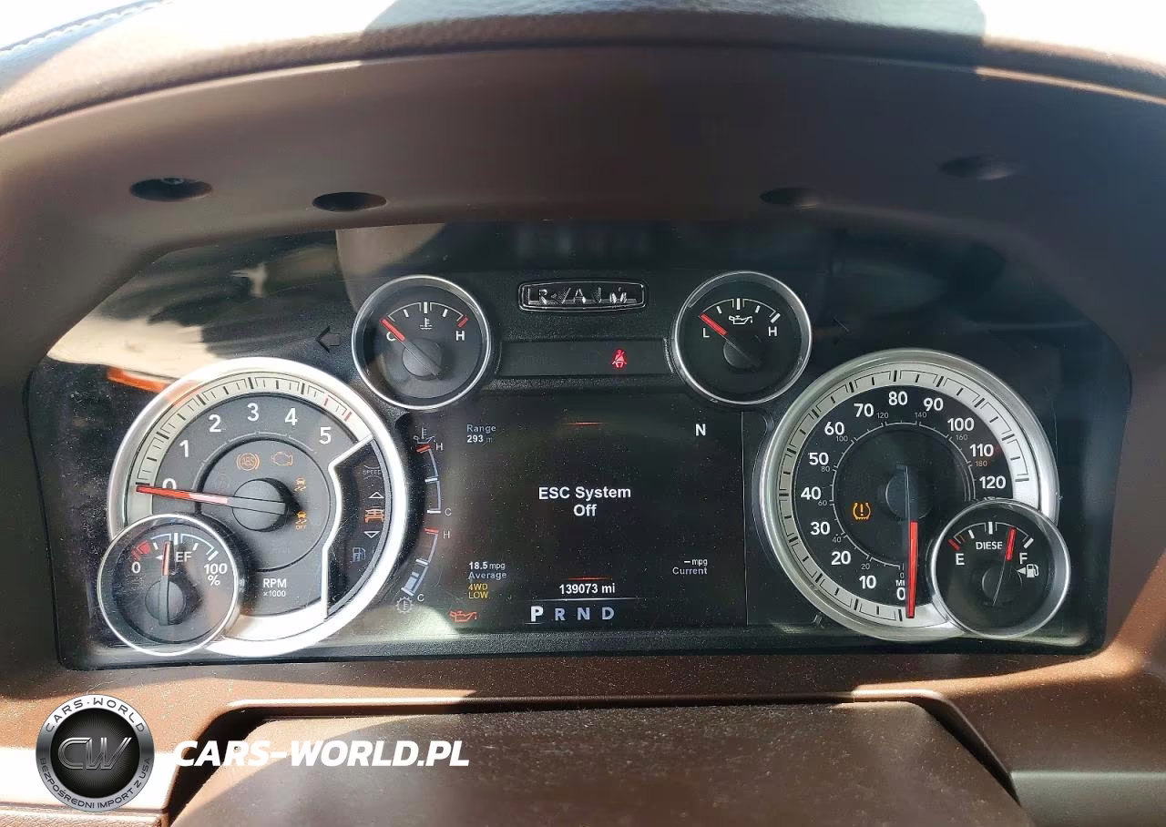 2015 Ram 1500 Laramie VIN:1C6RR7VM4FS727762 - 9