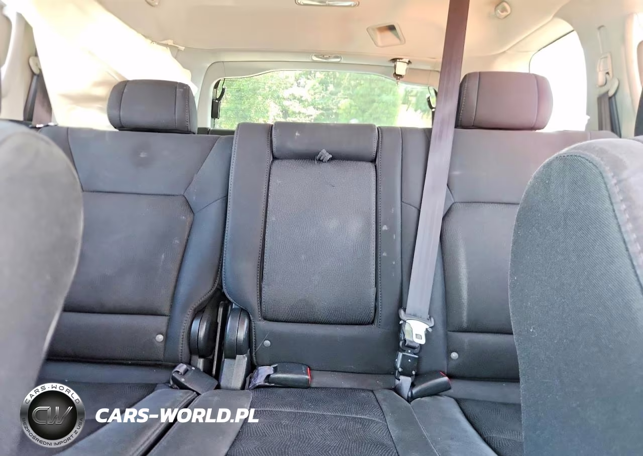 2010 Honda Pilot Lx VIN:5FNYF4H28AB004508 - 10