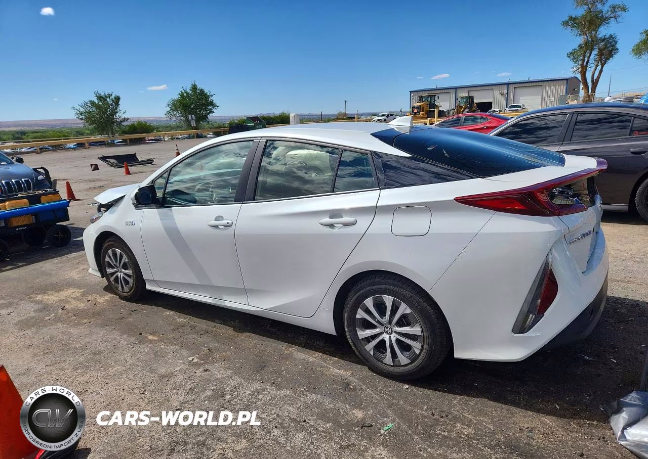 2021 Toyota Prius Prime Le VIN:JTDKAMFP5M3192618 - 2