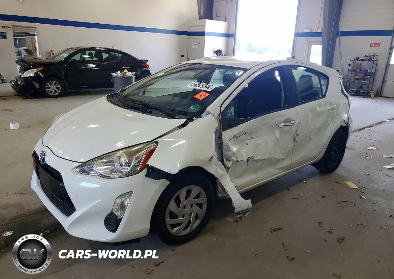 2015 Toyota Prius C Three