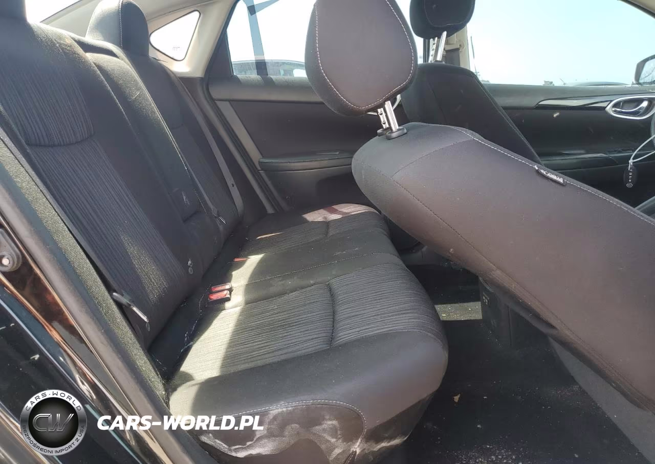 2019 Nissan Sentra S VIN:3N1AB7APXKY209017 - 10