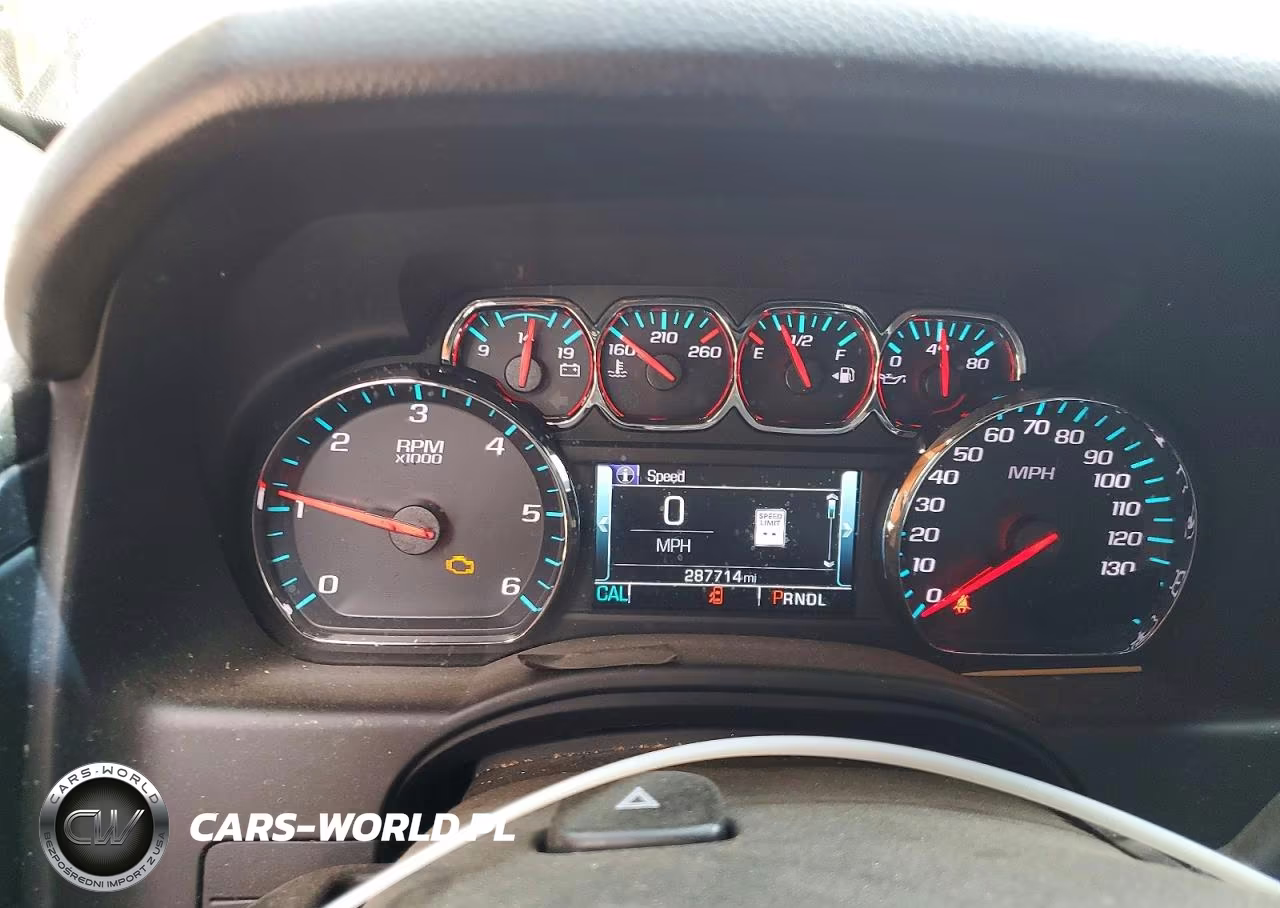 2020 Chevrolet Suburban K1500 Lt VIN:1GNSKHKC5LR152744 - 9