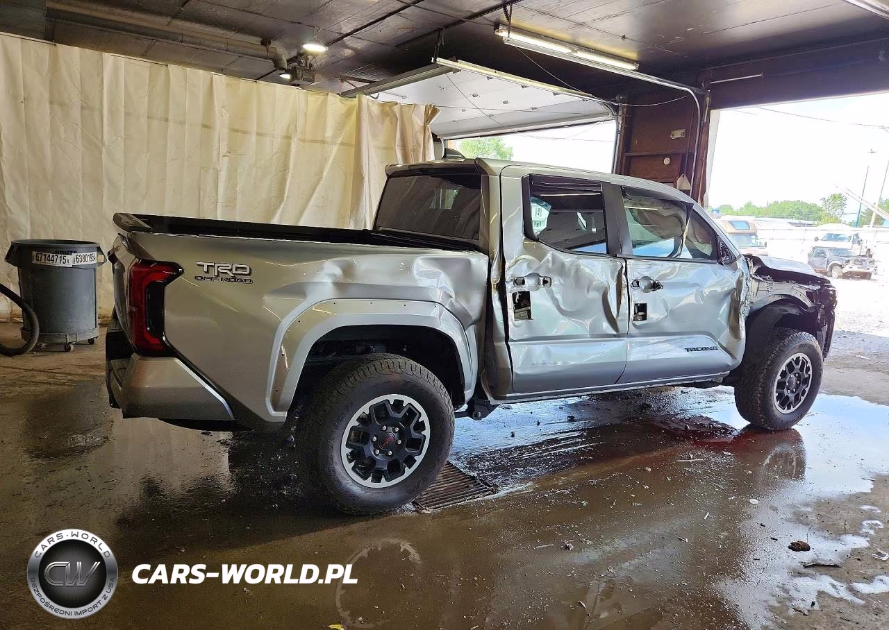 2025 Toyota Tacoma Trd Off-Road VIN:3TMLB5JN8SM091940 - 3
