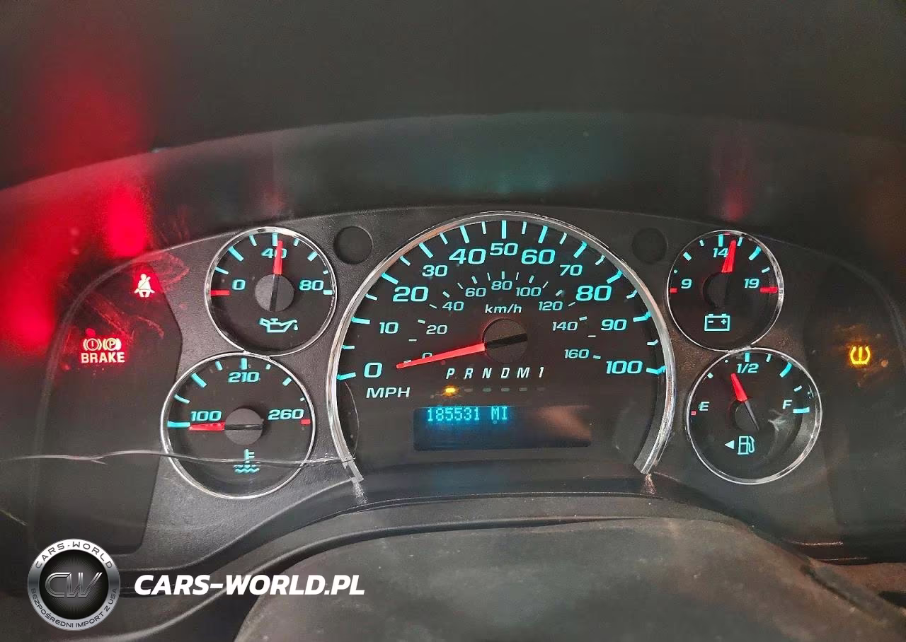 2016 Chevrolet 2500 Exp-C VIN:1GCWGAFG7G1326477 - 9