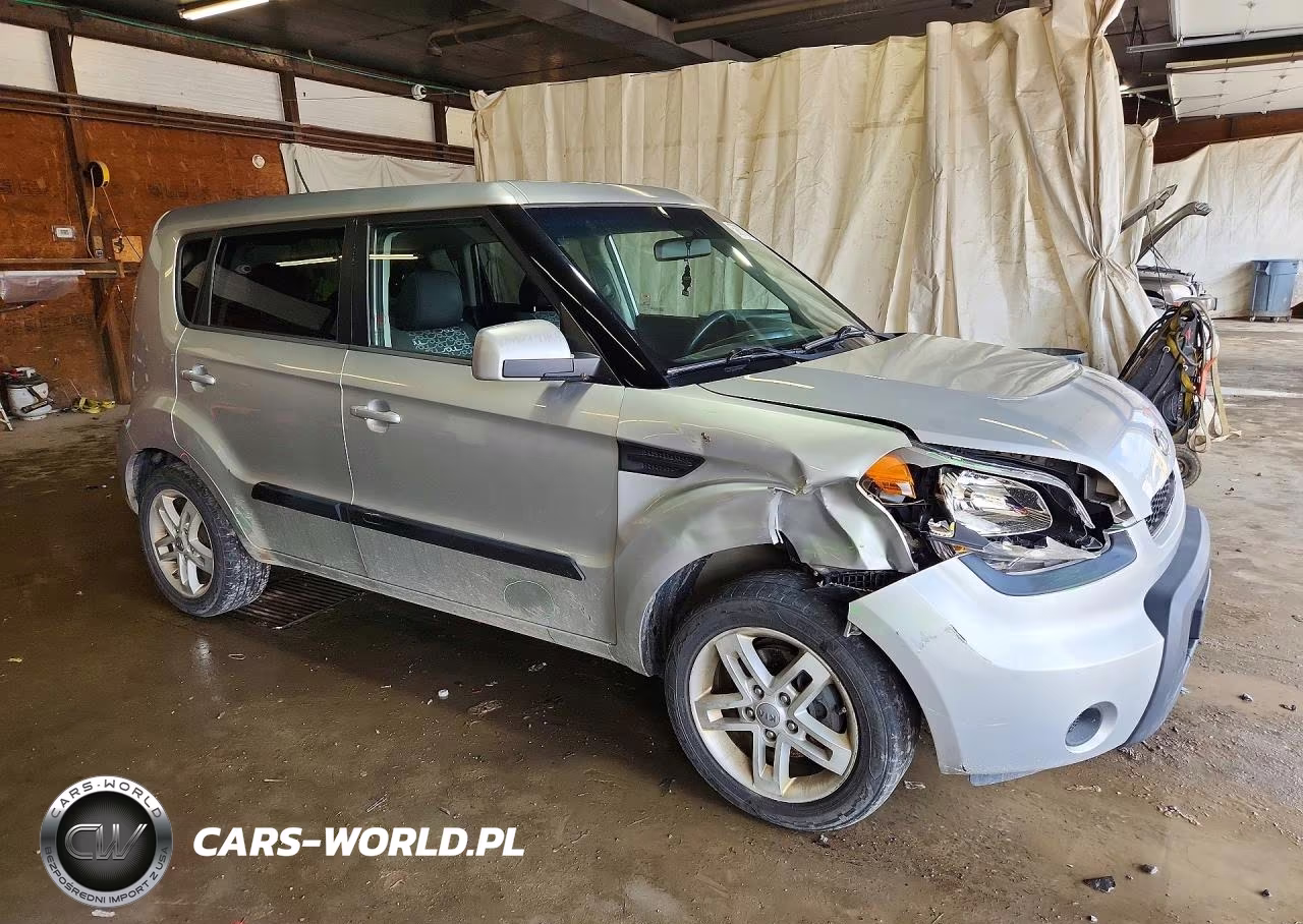 2011 Kia Soul VIN:KNDJT2A29B7345061 - 4