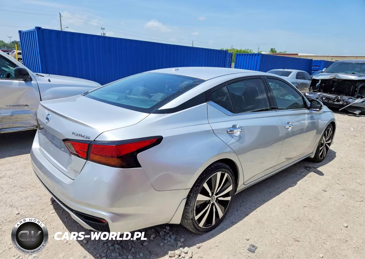 2020 Nissan Altima Platinum VIN:1N4AL4FV3LC139277 - 3