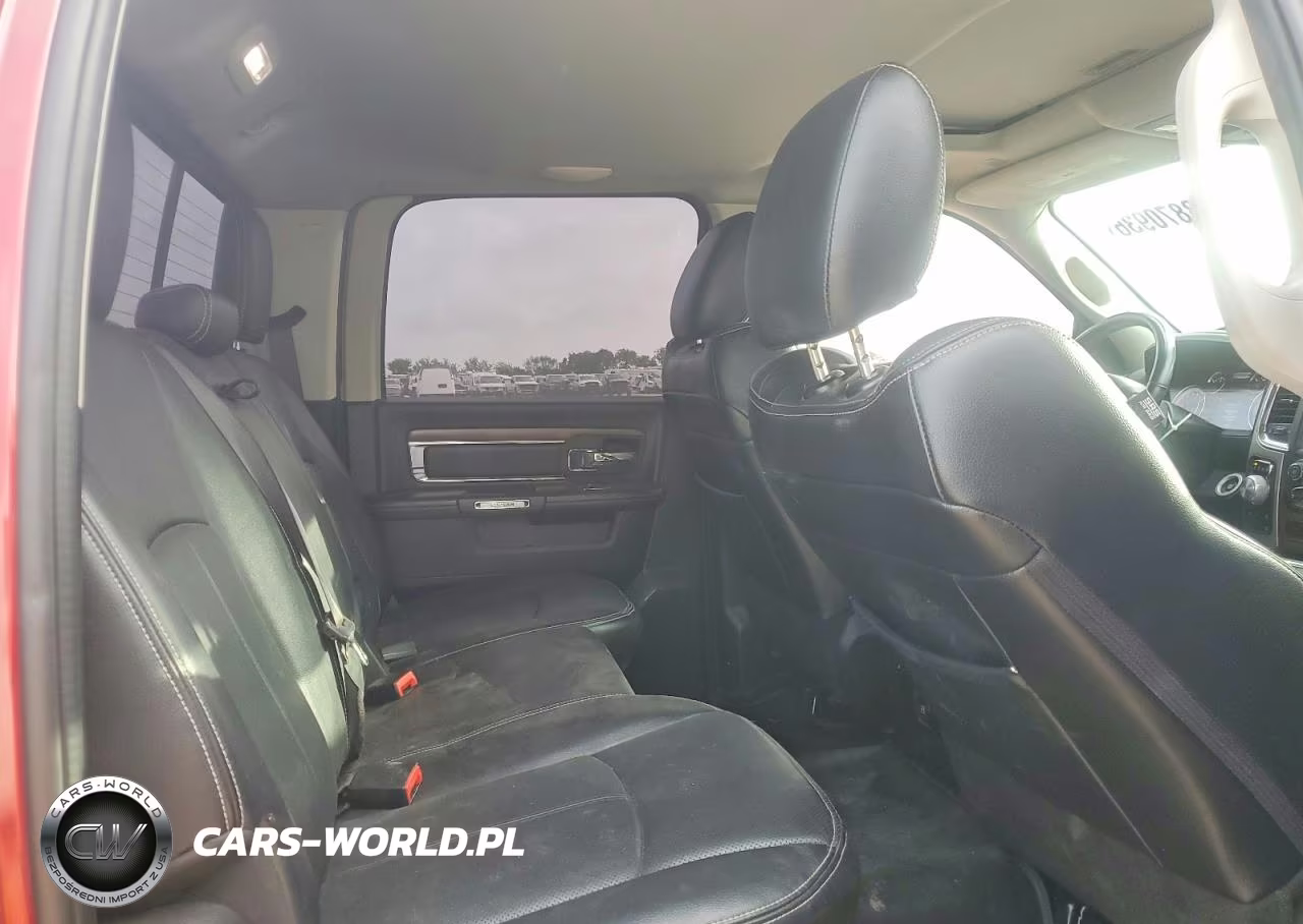 2019 Ram 1500 Laramie VIN:1C6RR7NM6KS718104 - 10