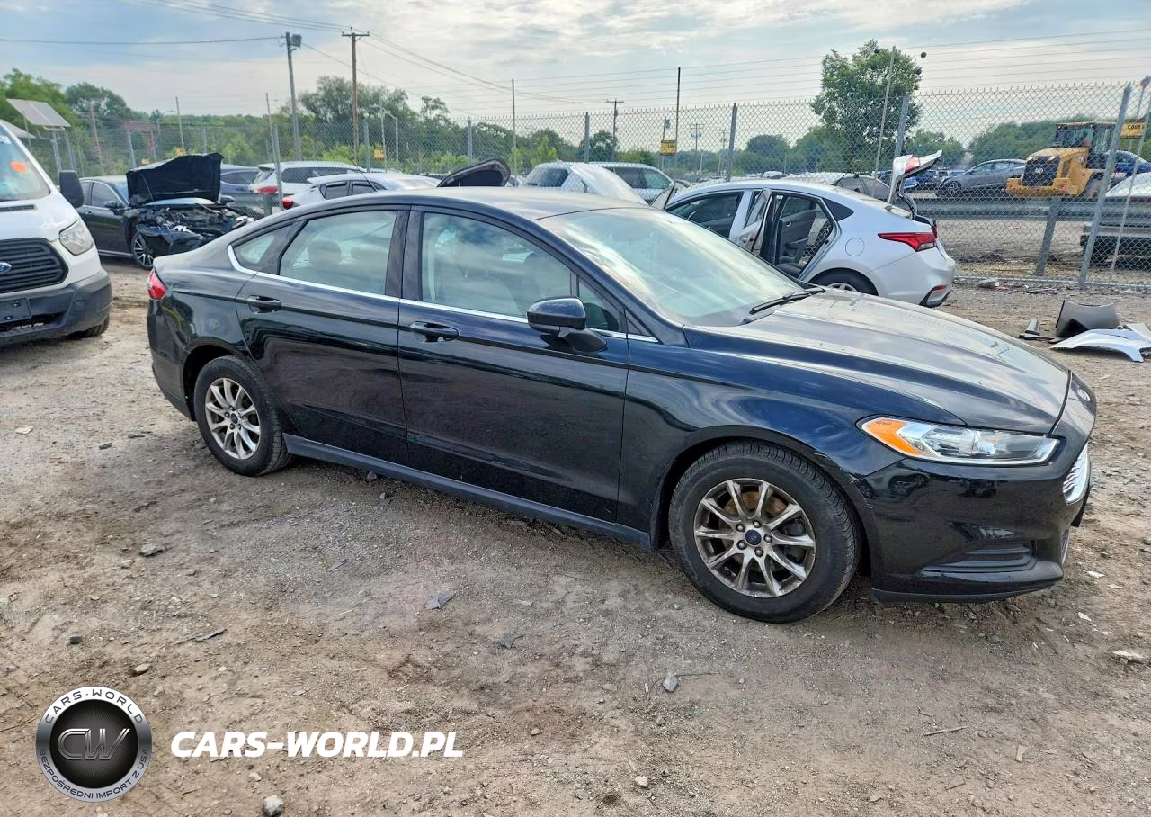 2016 Ford Fusion S VIN:3FA6P0G77GR275941 - 4
