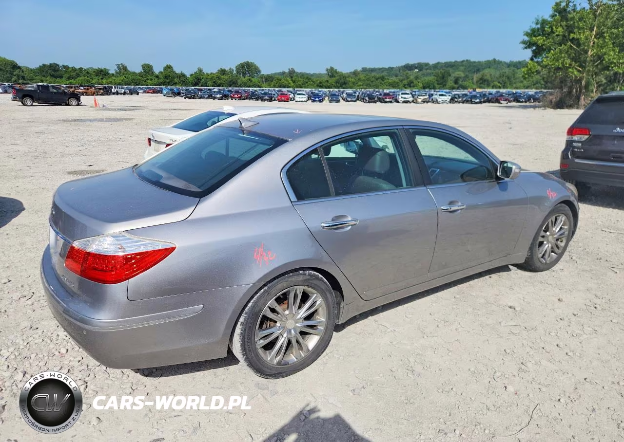 2011 Hyundai Genesis 3.8L VIN:KMHGC4DE2BU138584 - 3