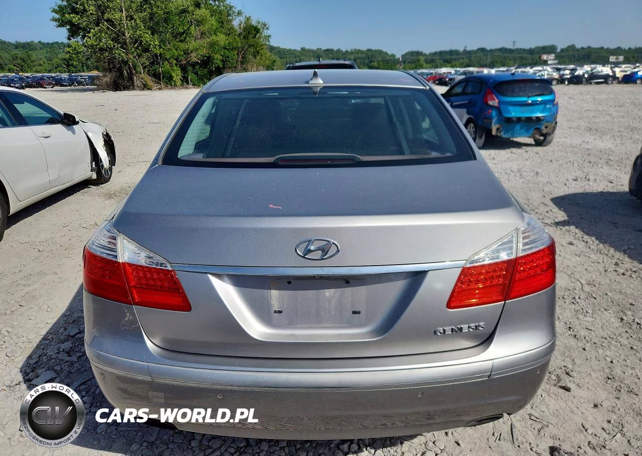 2011 Hyundai Genesis 3.8L VIN:KMHGC4DE2BU138584 - 6