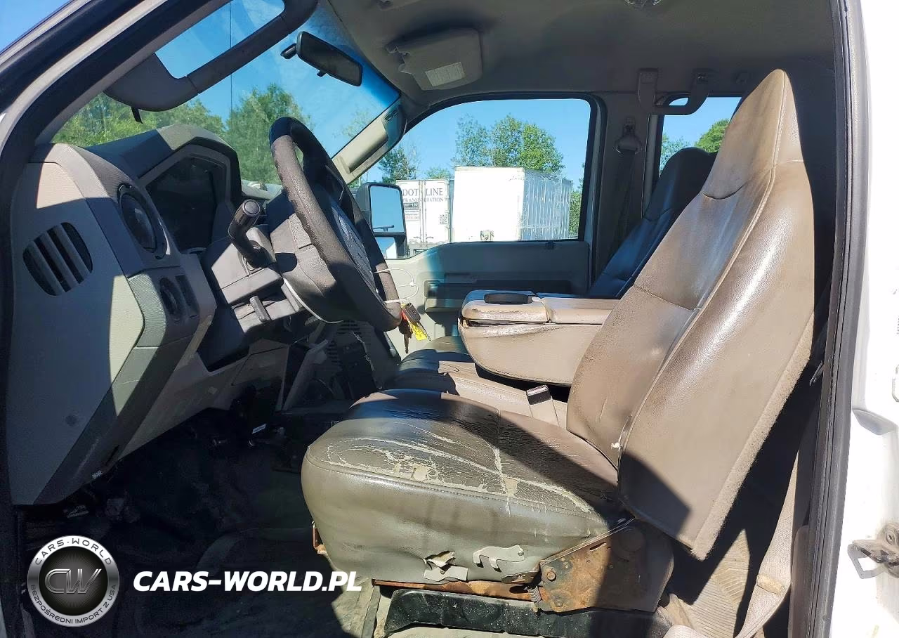2008 Ford F550 Super Duty VIN:1FDAW56Y28ED93877 - 7