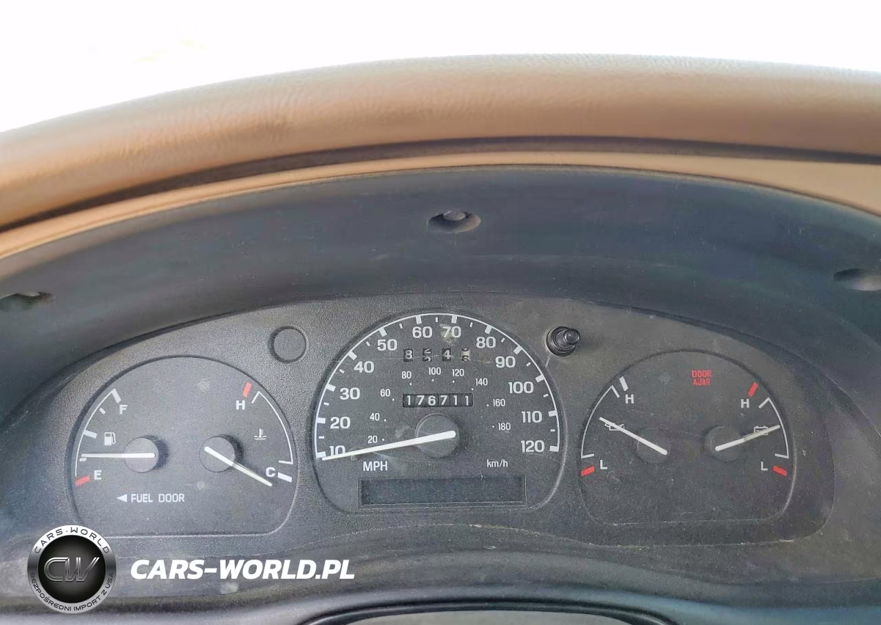 2000 Ford Ranger VIN:1FTYR10C3YTA53018 - 9