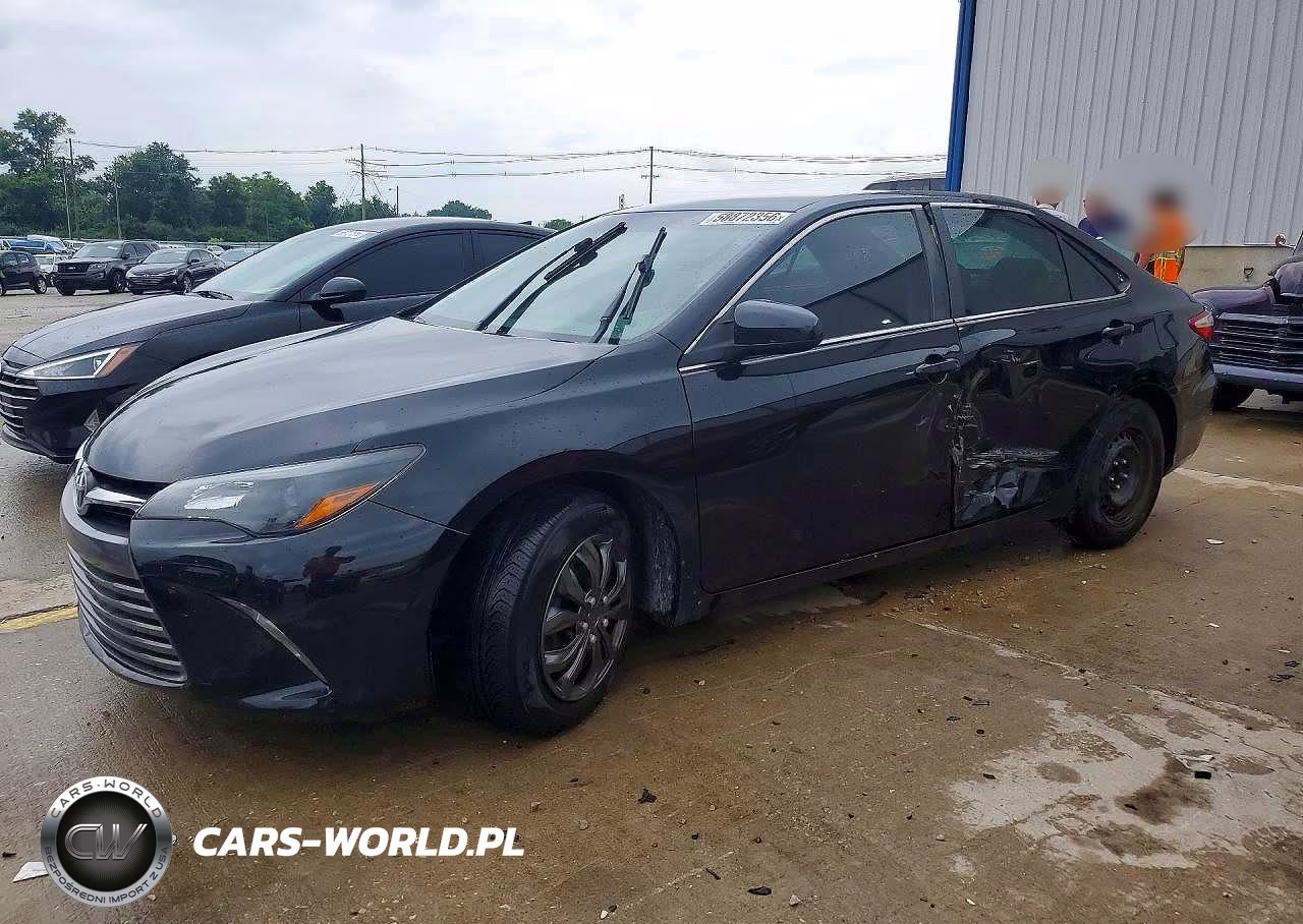 2015 Toyota Camry Le