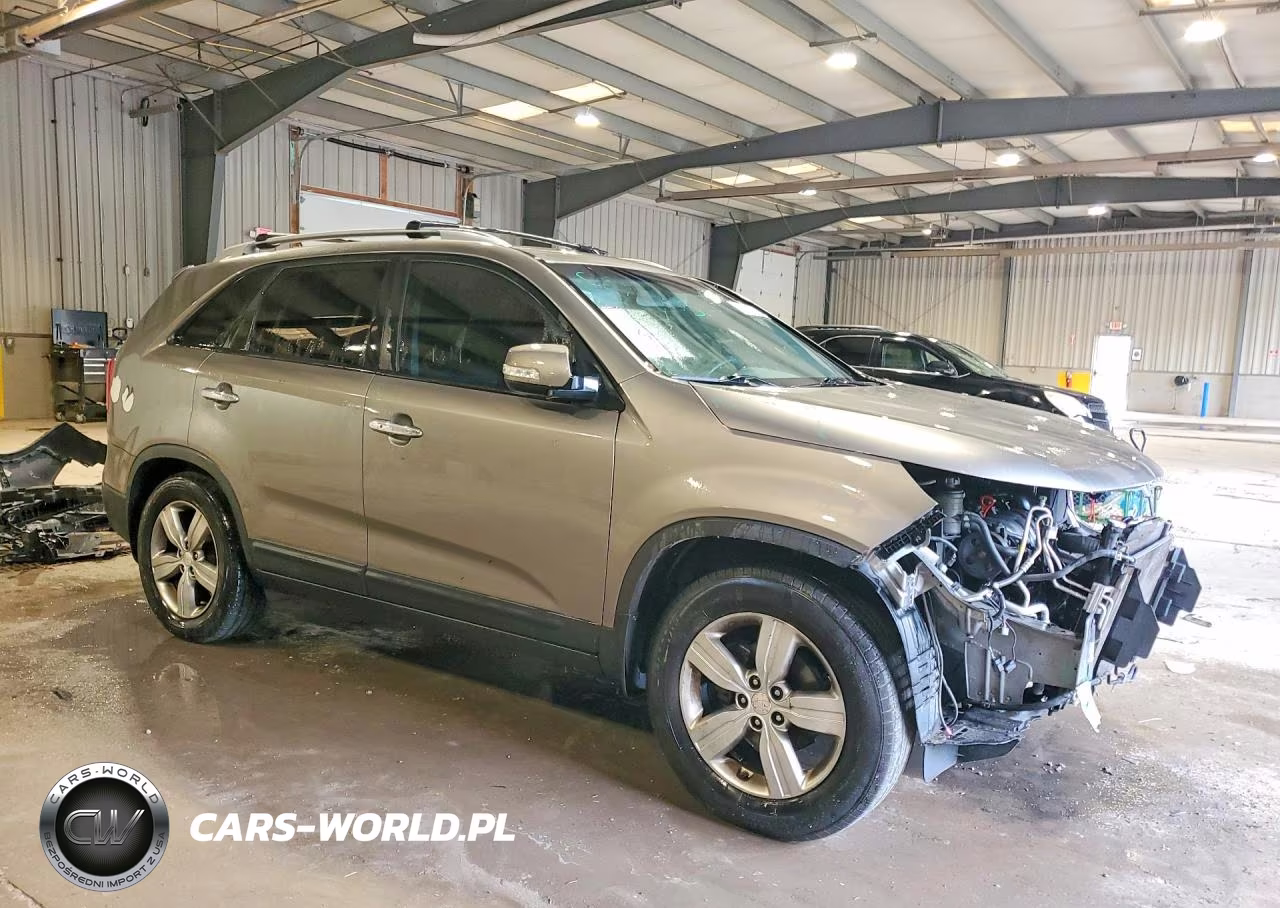 2013 Kia Sorento Ex VIN:5XYKU4A6XDG409999 - 4