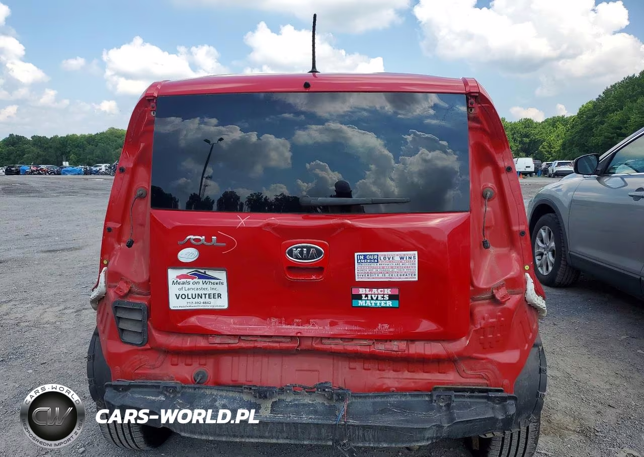 2011 Kia Soul + VIN:KNDJT2A29B7328566 - 6