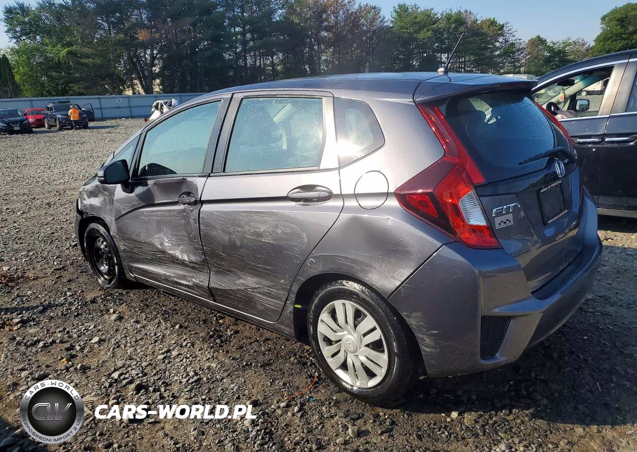 2015 Honda Fit Lx VIN:3HGGK5H57FM726676 - 2